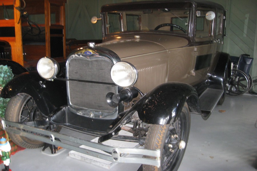 ../image/edison and ford model a.jpg